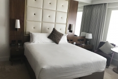 Amora Hotel Jamison Sydney Zimmer Bett